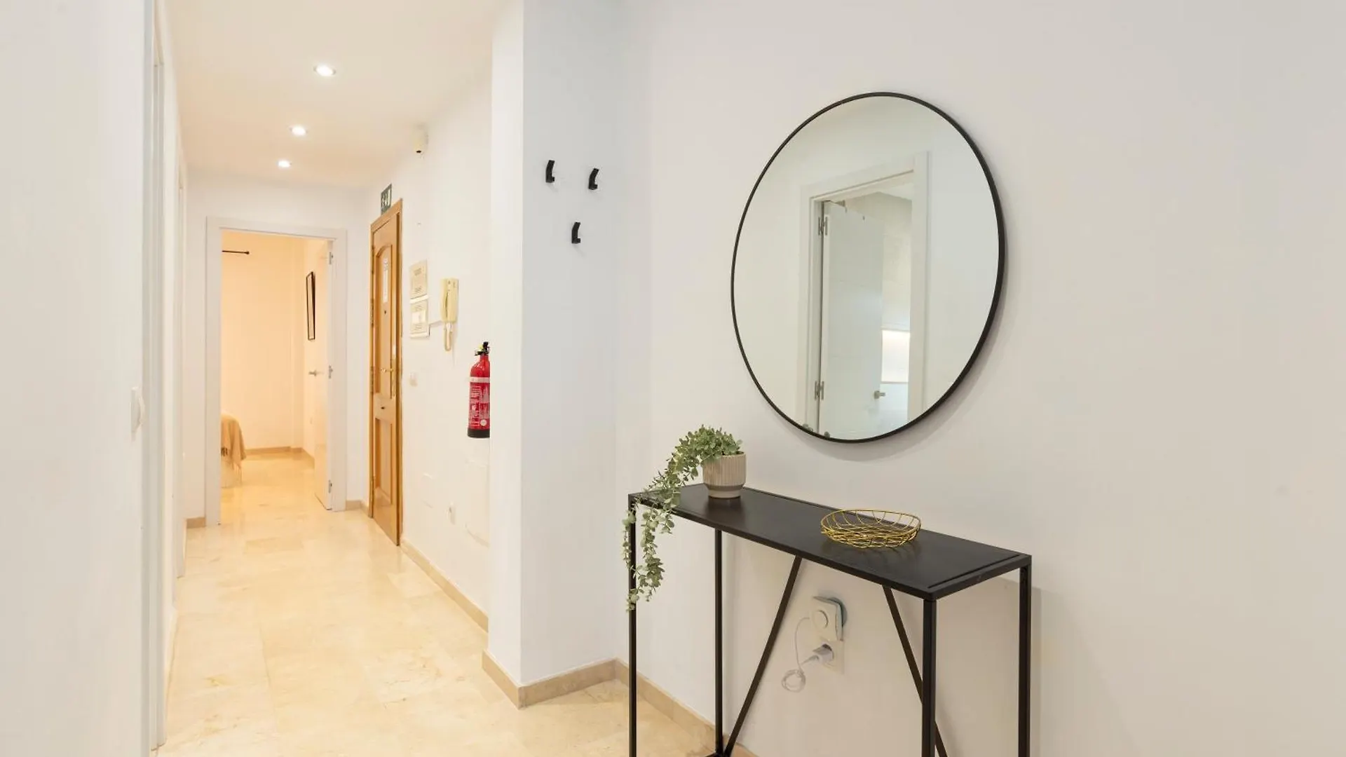 Ollerias & Old Town By Ele Apartments Malaga